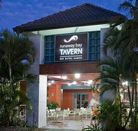 Runaway Bay Tavern - Restaurant Find