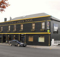 Star  Garter Hotel - Restaurant Find