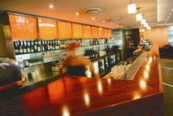 Rag And Famish Hotel - Restaurant Find 1