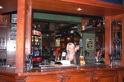Metro Puggs Irish Bar - Restaurant Find 1