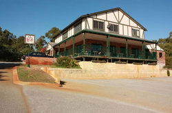 Vernon Arms Tavern - Restaurant Find 3