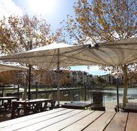 The Royal On The Waterfront - Restaurant Find