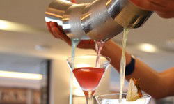 Raffles Hotel Lounge Bar - Restaurant Find 3