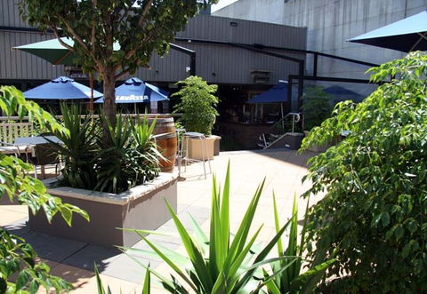 CBD Hotel Newcastle - Restaurant Find 2