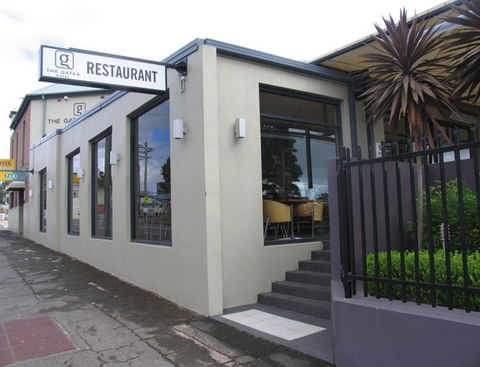 Gates Hotel - Restaurant Find 4