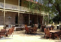 Prioiry Hotel - Restaurant Find 1