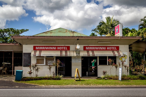 Mirriwinni Hotel - Restaurant Find 5