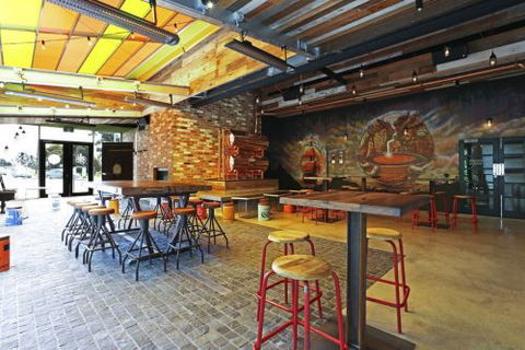 The Grovedale Hotel - Restaurant Find 0