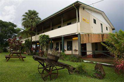 Garradunga Hotel - Restaurant Find 4