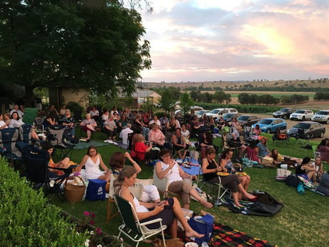 Movies By Moonlight Screening Love Actually - Restaurant Find 2