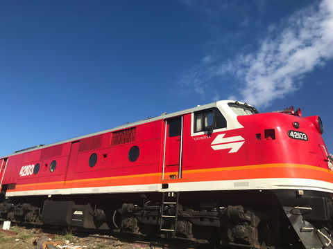 The New Englander Rail Experience - Restaurant Find 0