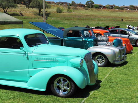 Central West Car Club Charity Show And Shine - Restaurant Find 2