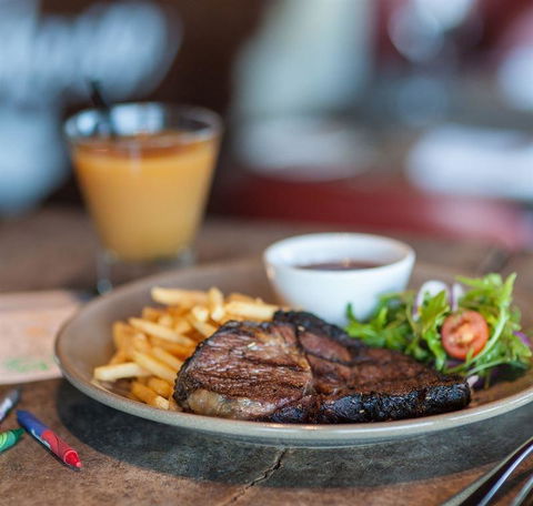 Chophouse Grill - Restaurant Find 14