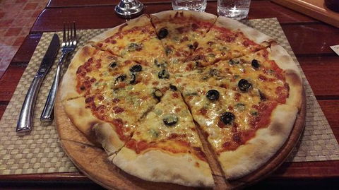 Benino's Pizza - Restaurant Find 0