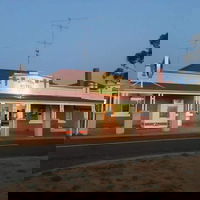 Watchem Hotel