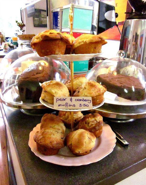 MannaFest Cafe - Restaurant Find 9