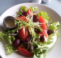 Maclean Services Club - Restaurant Find