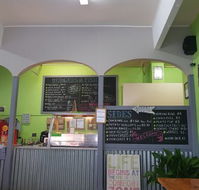 Swanny's Takeaway - Restaurant Find