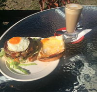 Robyn's Cafe - Restaurant Find