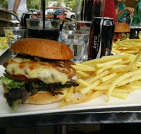 Beess  Co Cafe - Restaurant Find