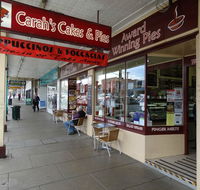 Carahs Cakes  Pies - Restaurant Find