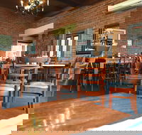 Oliver's Real Food - Restaurant Find