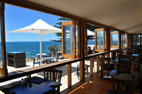 Penneshaw Hotel - Restaurant Find 0