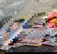 Eltons Eating  Drinking - Restaurant Find
