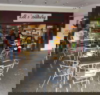 Lee's Bakery - Restaurant Find