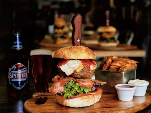 Spitfire Restaurant And Grill - Restaurant Find 1
