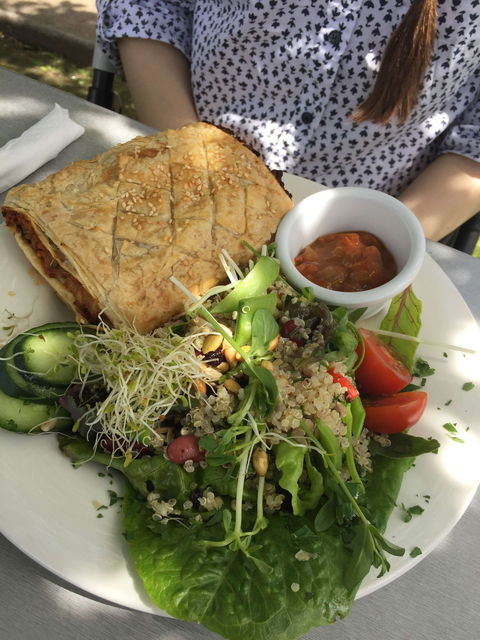 Fozigobble Café - Restaurant Find 0