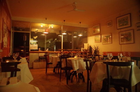 Sandy Feet Cafe And Health Foods - Restaurant Find 1