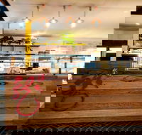 Ma Longs Kitchen - Restaurant Find