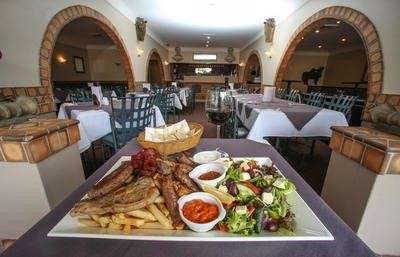 Flavours On Crown - Restaurant Find 0