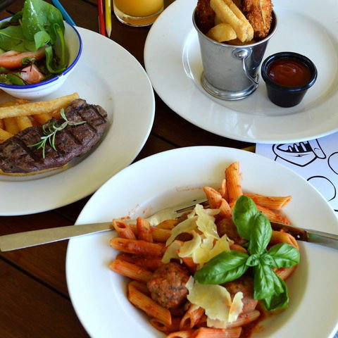 Indigo – Eats, Treats & Bar - Restaurant Find 0