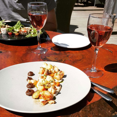 Dry Stone Restaurant - Restaurant Find 0