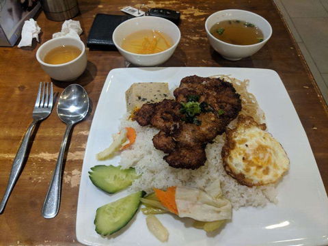 Dong Ba 2 - Restaurant Find 0
