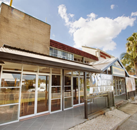 Commercial Hotel - Restaurant Find