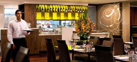 Melbourne Magic Show - Restaurant Find 0