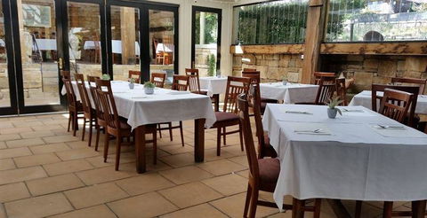 The Fitzroy Inn Dining Room - Restaurant Find 5