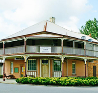 The Victoria Hotel Hinton - Restaurant Find