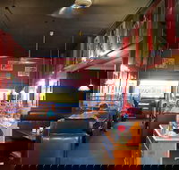Lous Cafe Restaurant - Restaurant Find