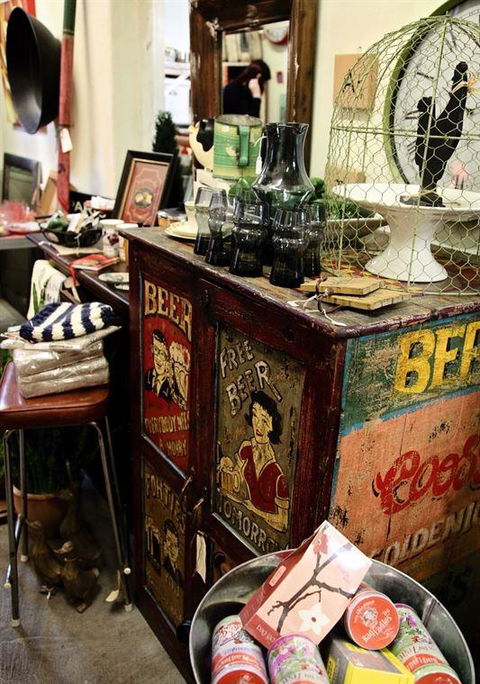 Worn-Out-Wares Cafe - Restaurant Find 8