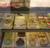 The Sweetest Things All Style Custom Cakes - Restaurant Find