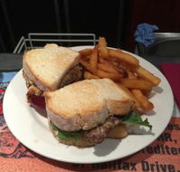 Bull and Bush Tavern - Restaurant Find
