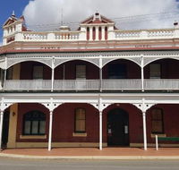 Castle Hotel Bistro - Restaurant Find