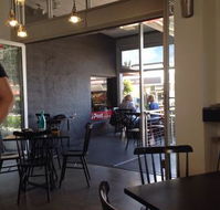 V2 Social House - Restaurant Find