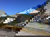 Miriam Vale Hotel Kitchen