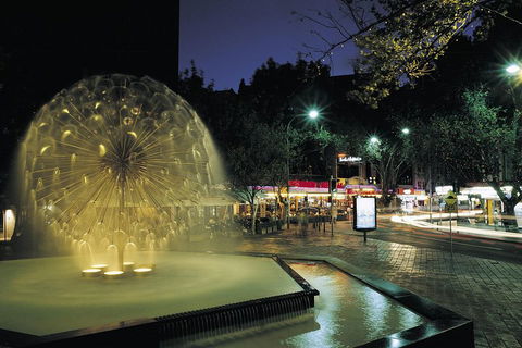 Private Tour: Sydney At Night - Restaurant Find 1