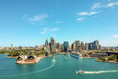 Private Sydney City Customized Tour - Restaurant Find 1